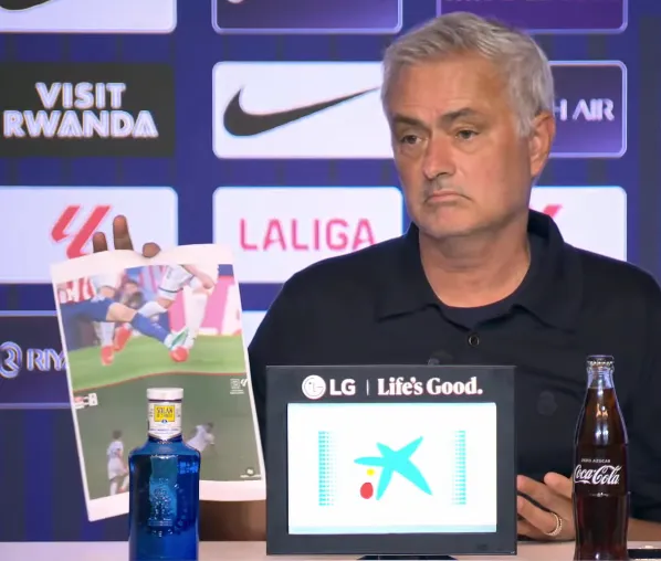 Mourinjo ne konference mbas ndeshjes