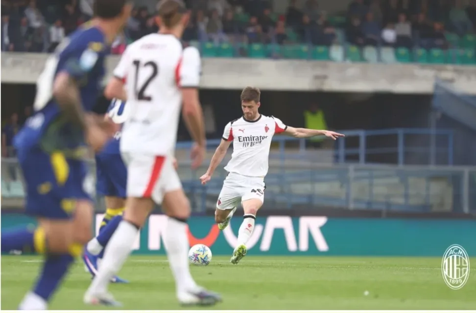 Alarm i kuq te AC Milan.Një gabim prapa në mbrojtje dhe shumë gola të pësuar nga goditjet standarde