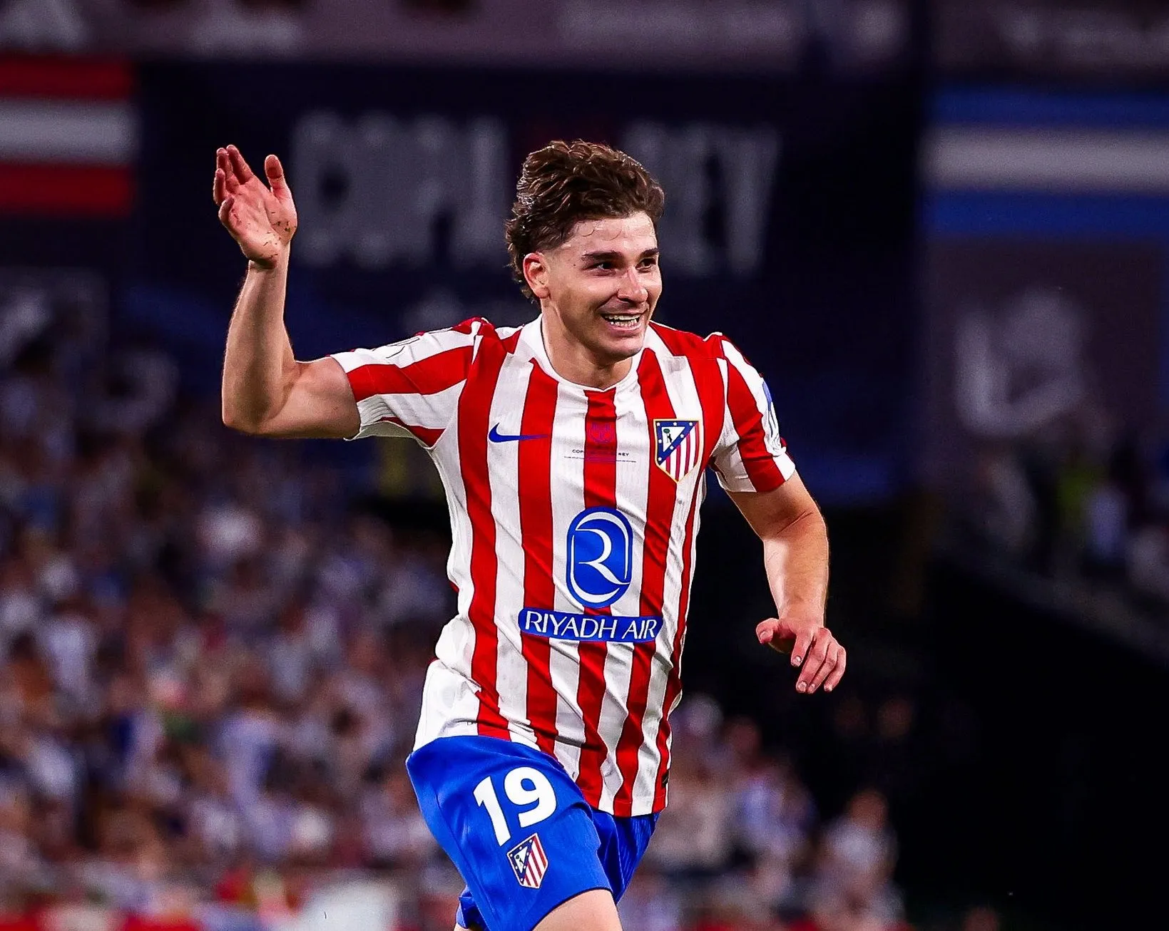 Julián Álvarez kërkon falje nga tifozët e Atlético Madrid