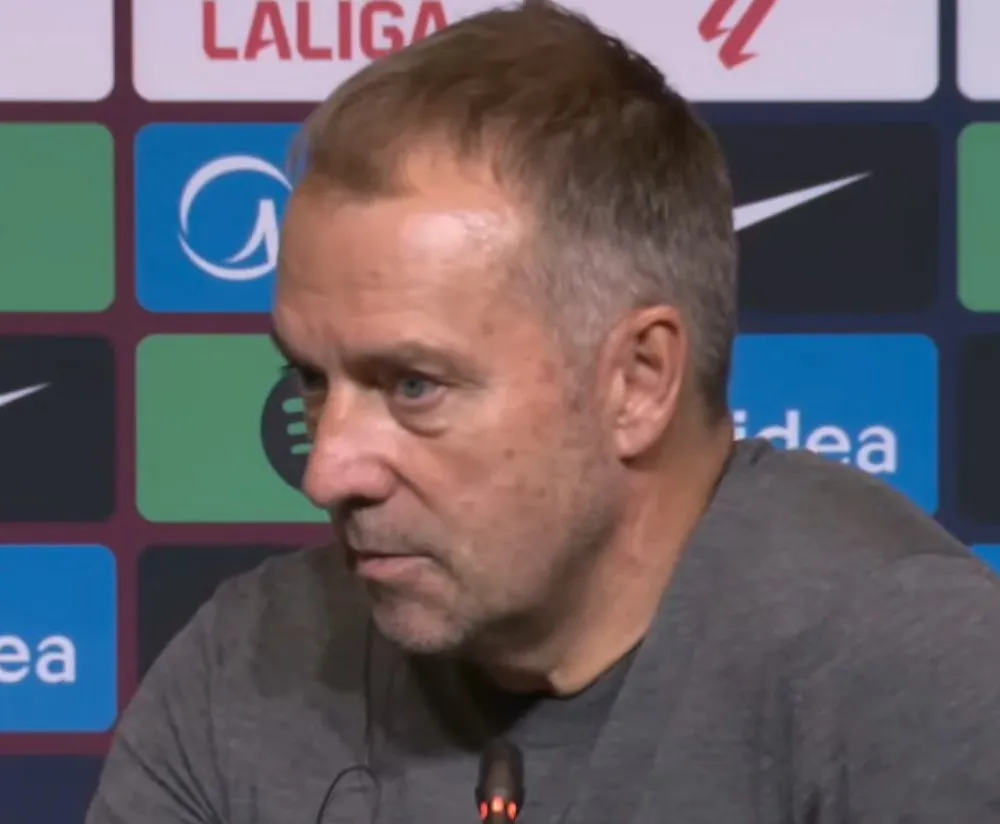 Hansi Flick pas humbjes në El Clásico
