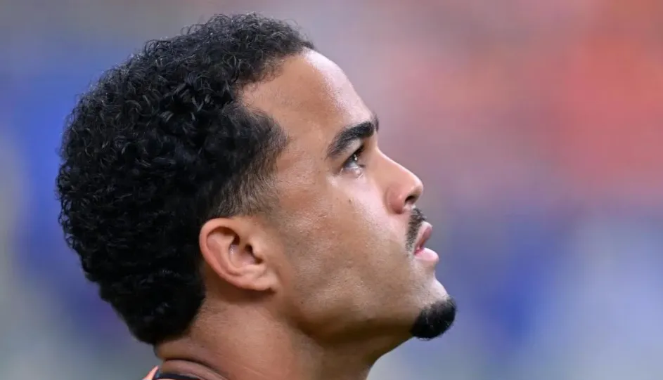 Bournemouth, Justin Kluivert: “Po e presim Milanin me padurim. Babai im më ka thënë se  është tifozë me Milanin…